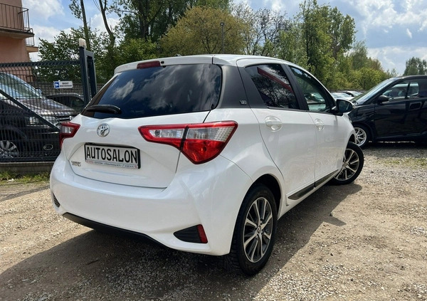 Toyota Yaris cena 57500 przebieg: 70000, rok produkcji 2020 z Łuków małe 781